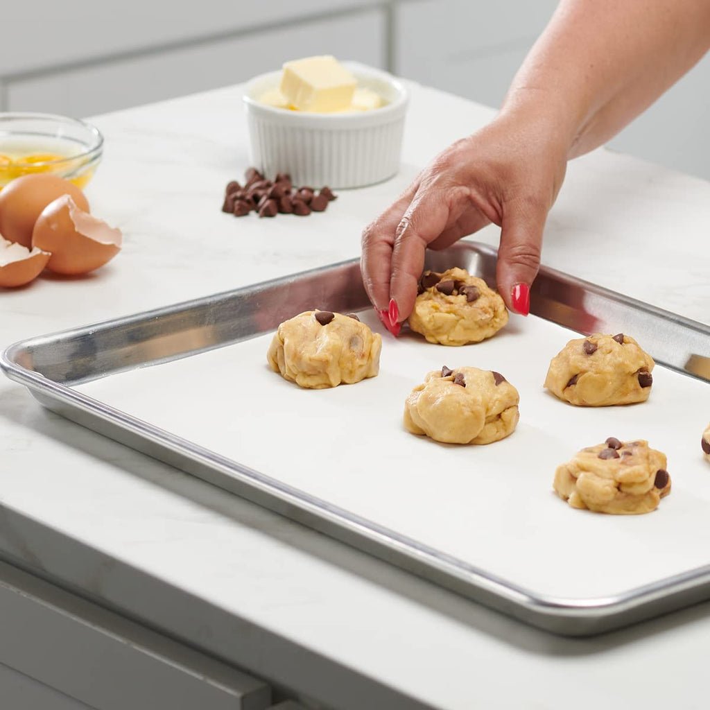 GUSTO [12 x 16 Inch - 200 Count] Pre-Cut Parchment Paper Baking Sheets, Non-Stick, Unbleached, Parchment Paper Sheets for Baking & Cooking - White (Formerly Comfy Package)