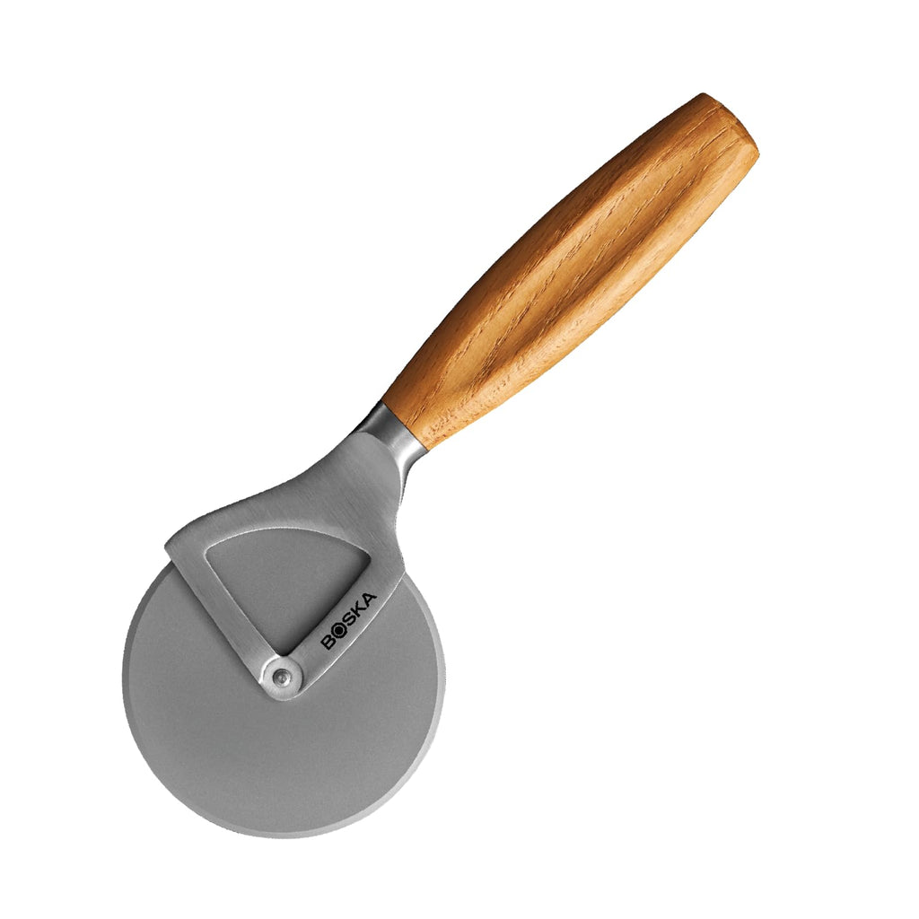 BOSKA Pizza Cutter Oslo+ - Non-Stick Pizza Cutter Wheel, Oak Handle