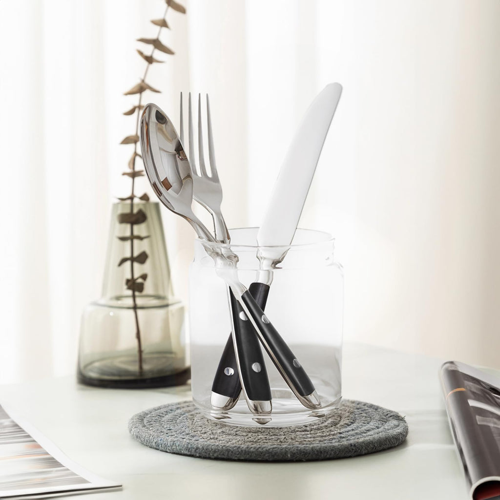QUEARI Retro 20-Piece Silverware Set, Stainless Steel Cutlery Set, Vintage Flatware Set with Black Bakelite Handle, Dishwasher Safe| Service for 4
