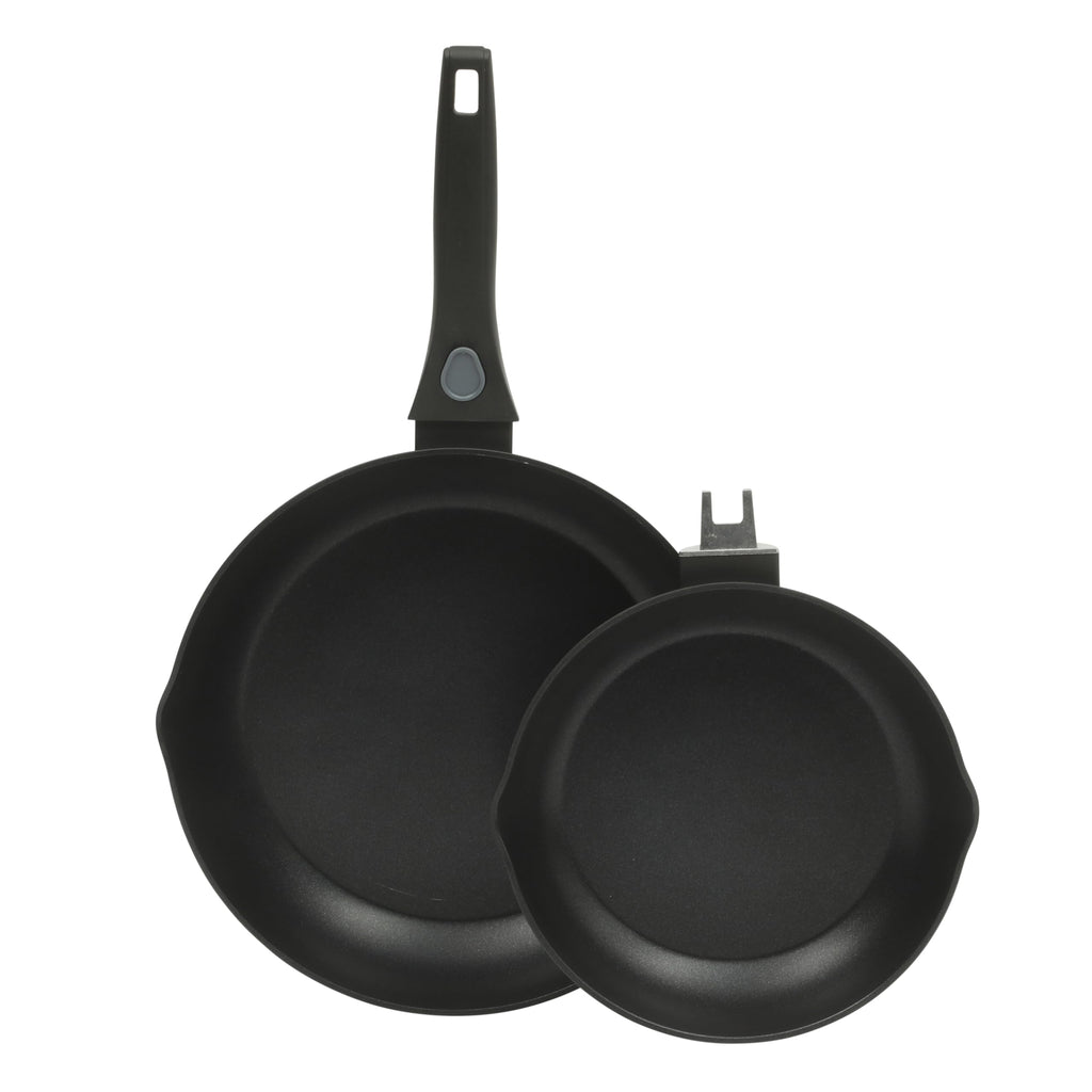 Oster SmartHandle Advance 13-Piece Ceramic Nonstick Cookware Set – Matte Black Finish, Gray Interior, Induction Base, Detachable Handles, Oven & Dishwasher Safe, With Utensils & Pan Protectors