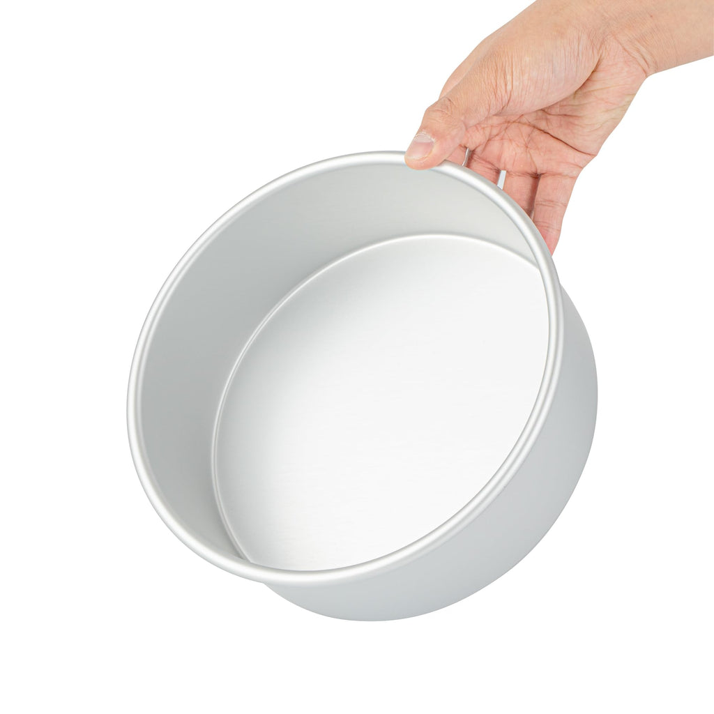 Restaurantware-Met Lux 8 x 3 Inch Straight-Sided Baking Tin, 1 Round Cake Pan - Oven-Ready, Freezable, Anodized Aluminum Round Baking Pan, Greaseproof, For Layer Birthday Cake
