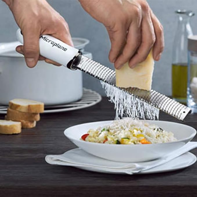 Microplane Premium Classic Zester (baby blue)