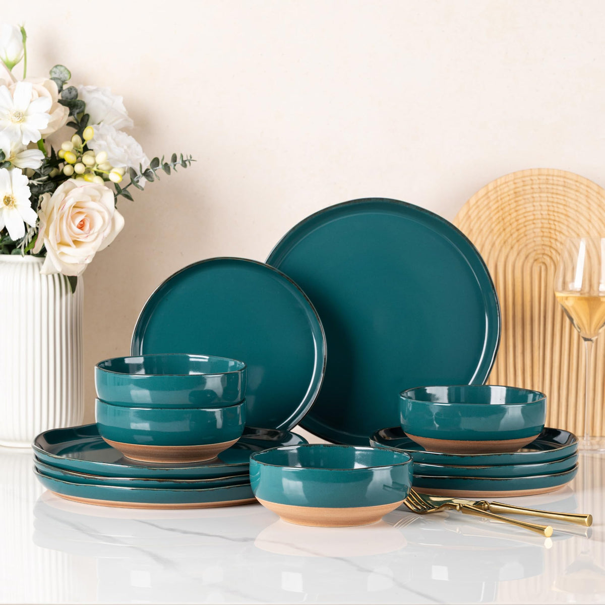 AmorArc Dinnerware Sets for 8, 24 Pieces Ceramic Plates and Bowls Set