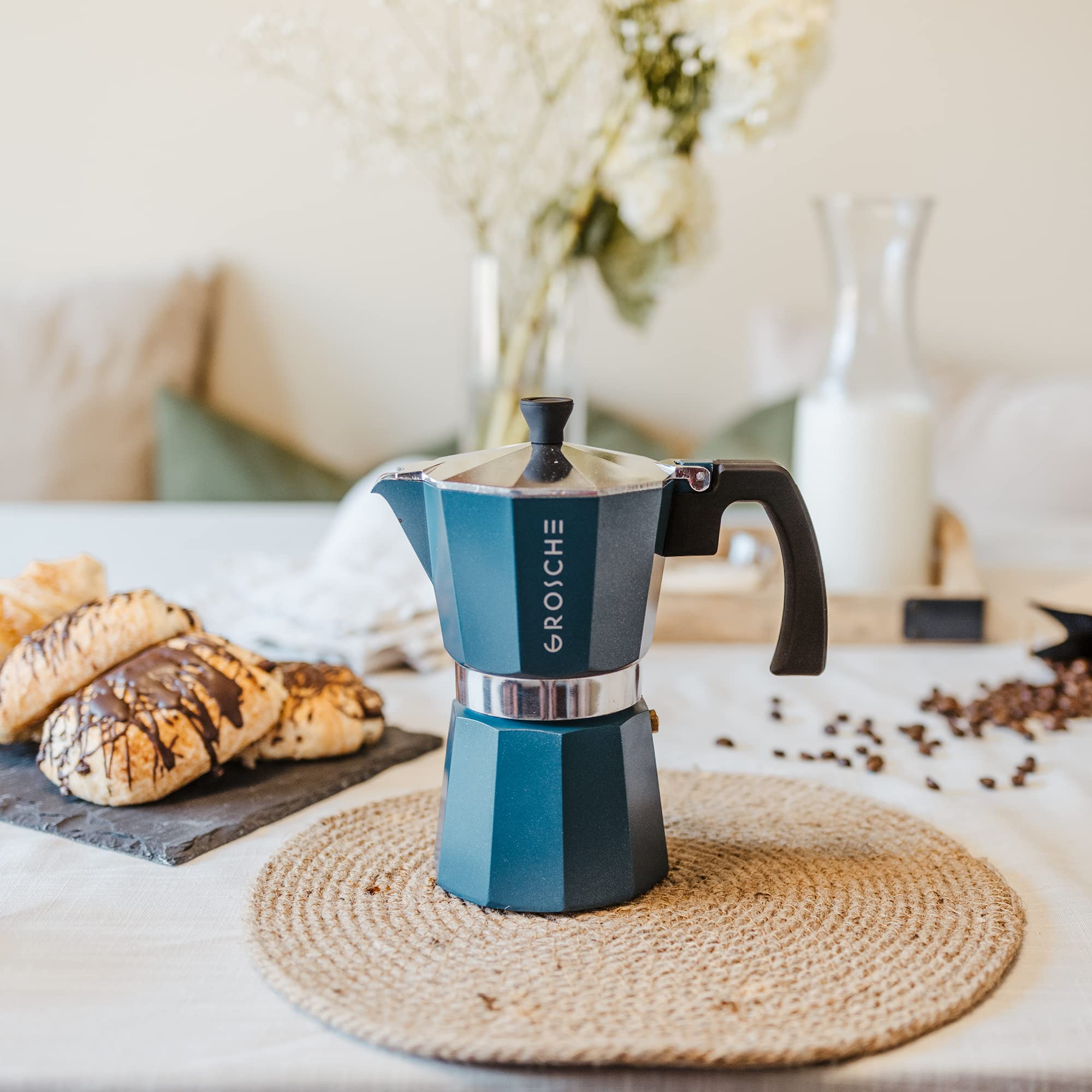 GROSCHE Milano Stovetop Espresso Maker Moka Pot 6 espresso Cup, 9.3 oz Blue