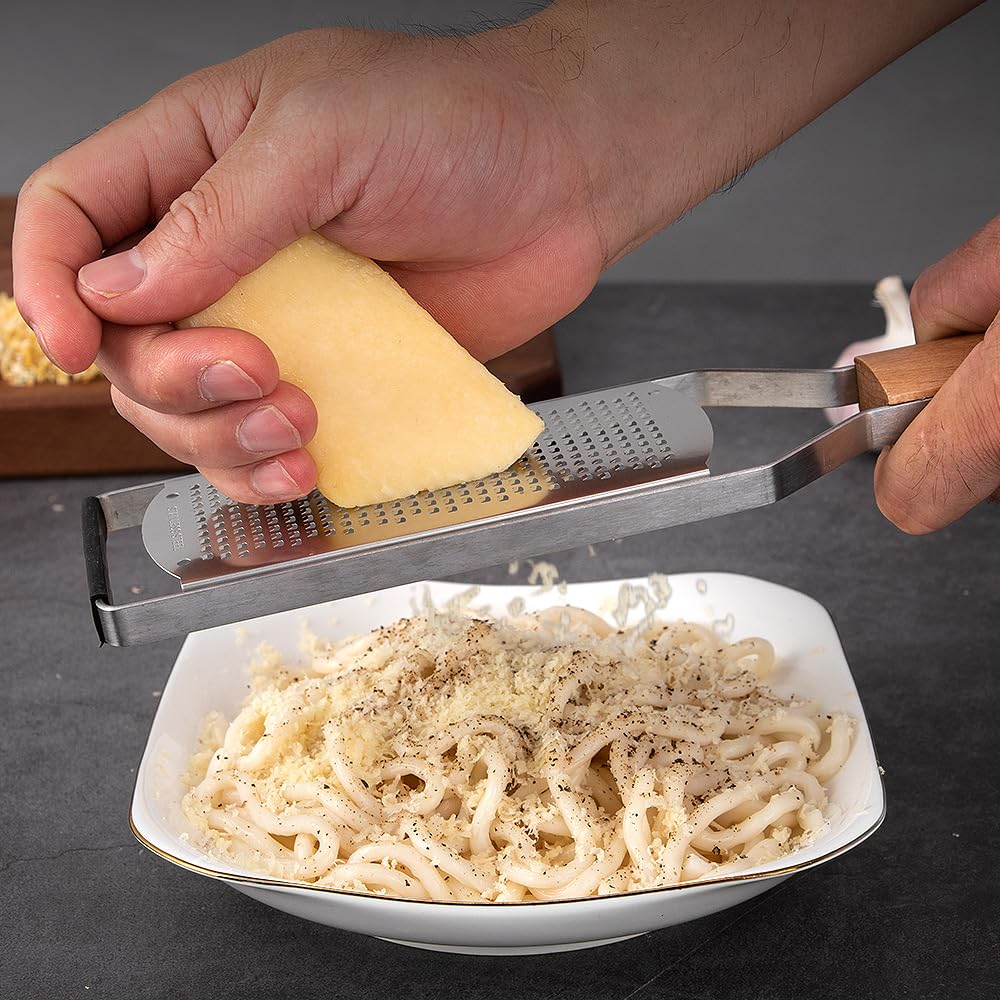 AGIgear Professional Cheese Graters for Kitchen Stainless Steel Handheld