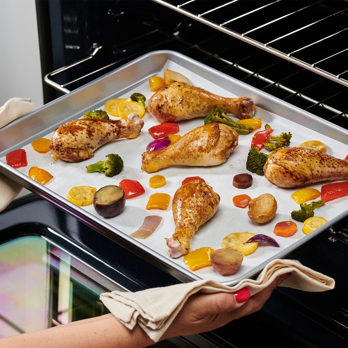 GUSTO [16 x 24 Inch - 100 Count] Pre-Cut Parchment Paper Baking Sheets, Non-Stick, Unbleached, Parchment Paper Sheets for Baking & Cooking - White - Formerly Comfy Package