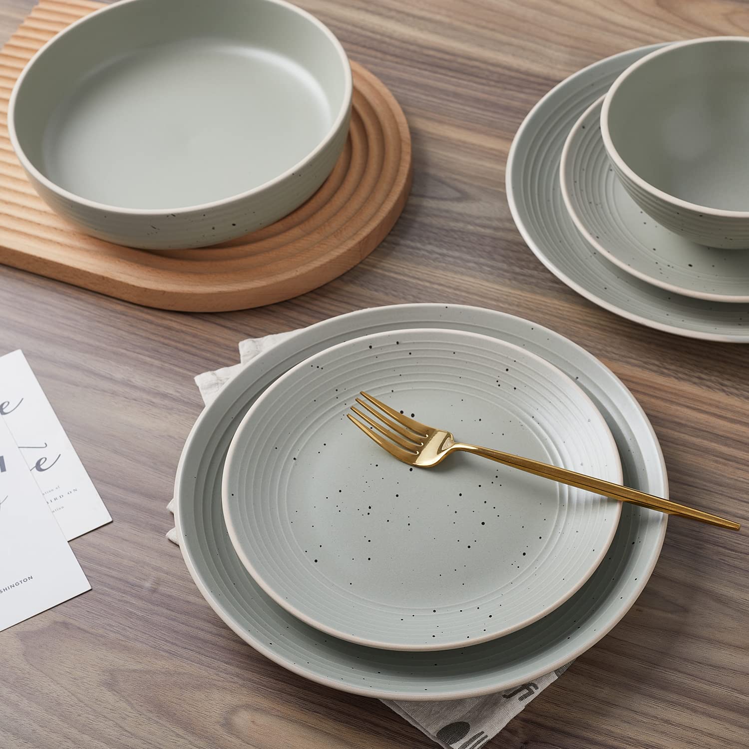 Stone Lain Lauren Stoneware, Rustic Plates and Bowls Set, Dinnerware, Service for 8, Speckled Green, Dishwasher & Microwave Safe, 32-Piece
