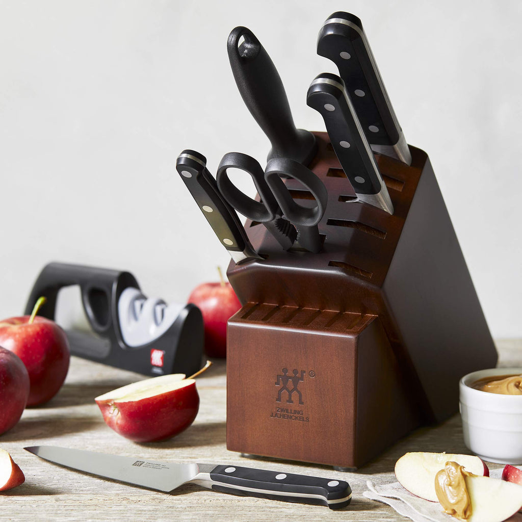 ZWILLING Pro 7-Piece Razor-Sharp German Knife Block Set with Bonus Sharpener, Made in Company-Owned German Factory with Special Formula Steel perfected for almost 300 Years, Dishwasher Safe