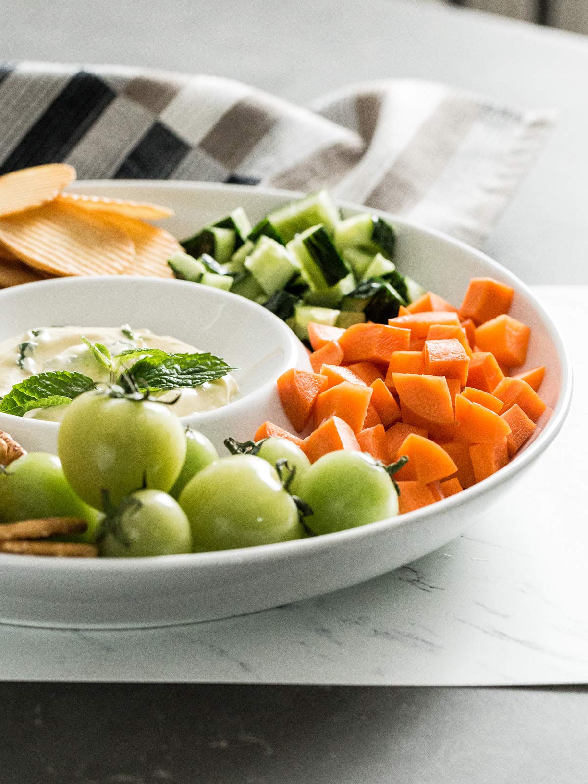 LAUCHUH Chip & Dip Serving Set of 1, Porcelain Divided Serving Tray,12-inch
