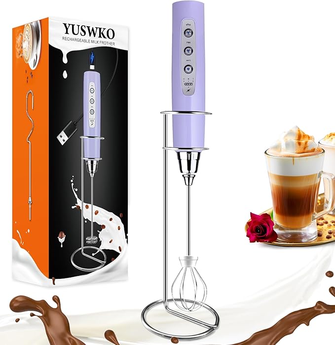 YUSWKO Handheld Milk Frother Wand for Coffee, Rechargeable Electric Whisk with 3 Heads 3 Speeds Drink Mixer Coffee Frother For Latte, Cappuccino, Hot Chocolate, Egg, Light Purple with Holder
