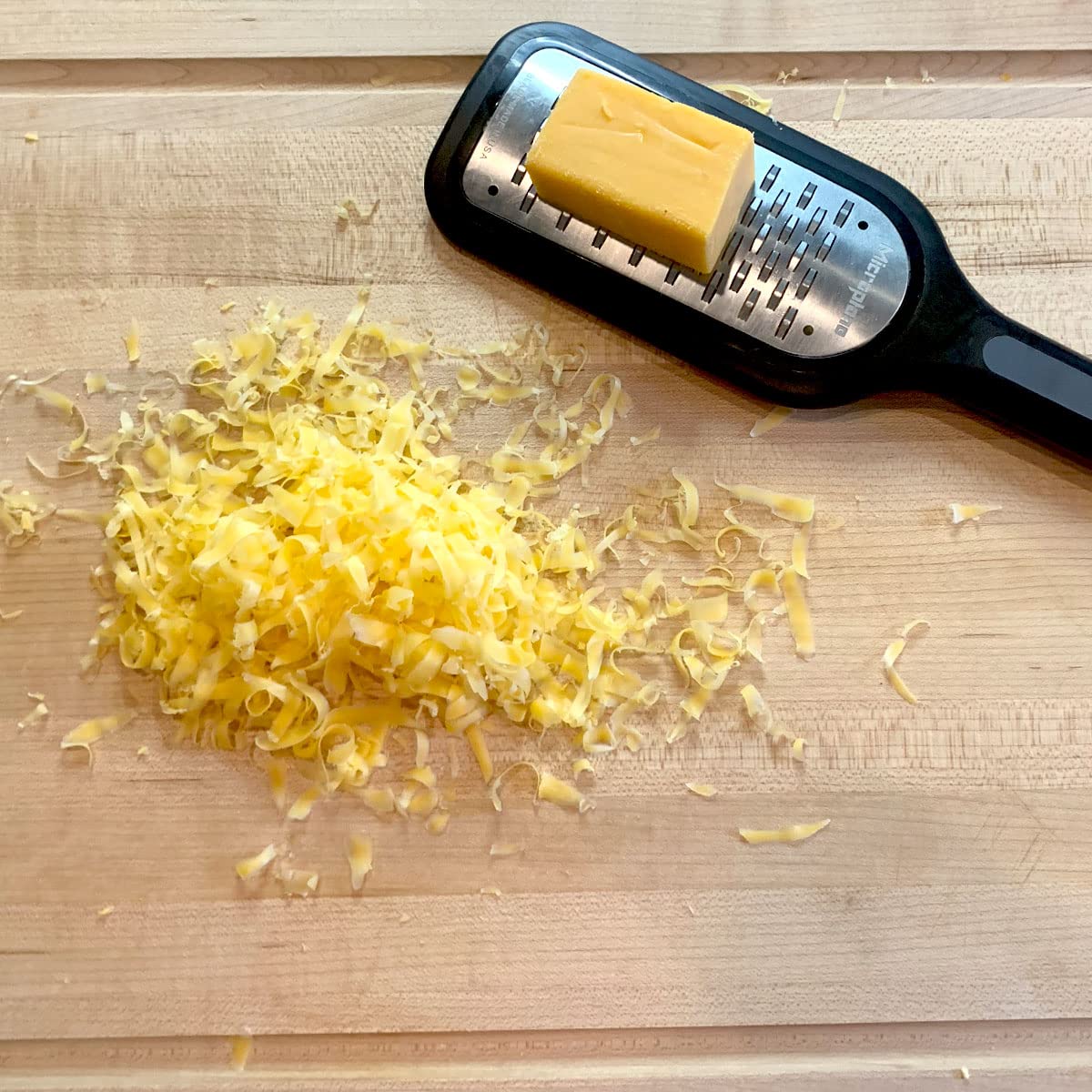Microplane Select Series Double Sided Ribbon Blade Cheese Grater - Black