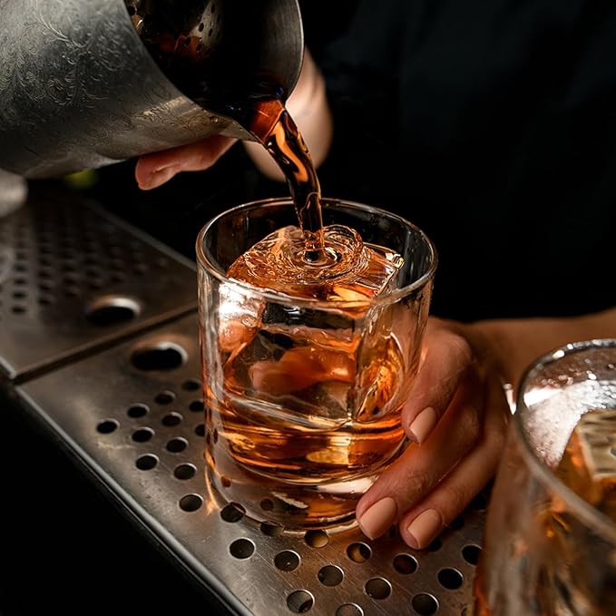 Samuelworld Large Silicone Ice Cube Tray Molds, 3-Pack, Big 2 Inch Cubes - Food Grade, Flexible, 8 Cavity Easy Release Slow Melting Ice for Whiskey, Cocktails, Gifts & Christmas - Black（Ice Bag）