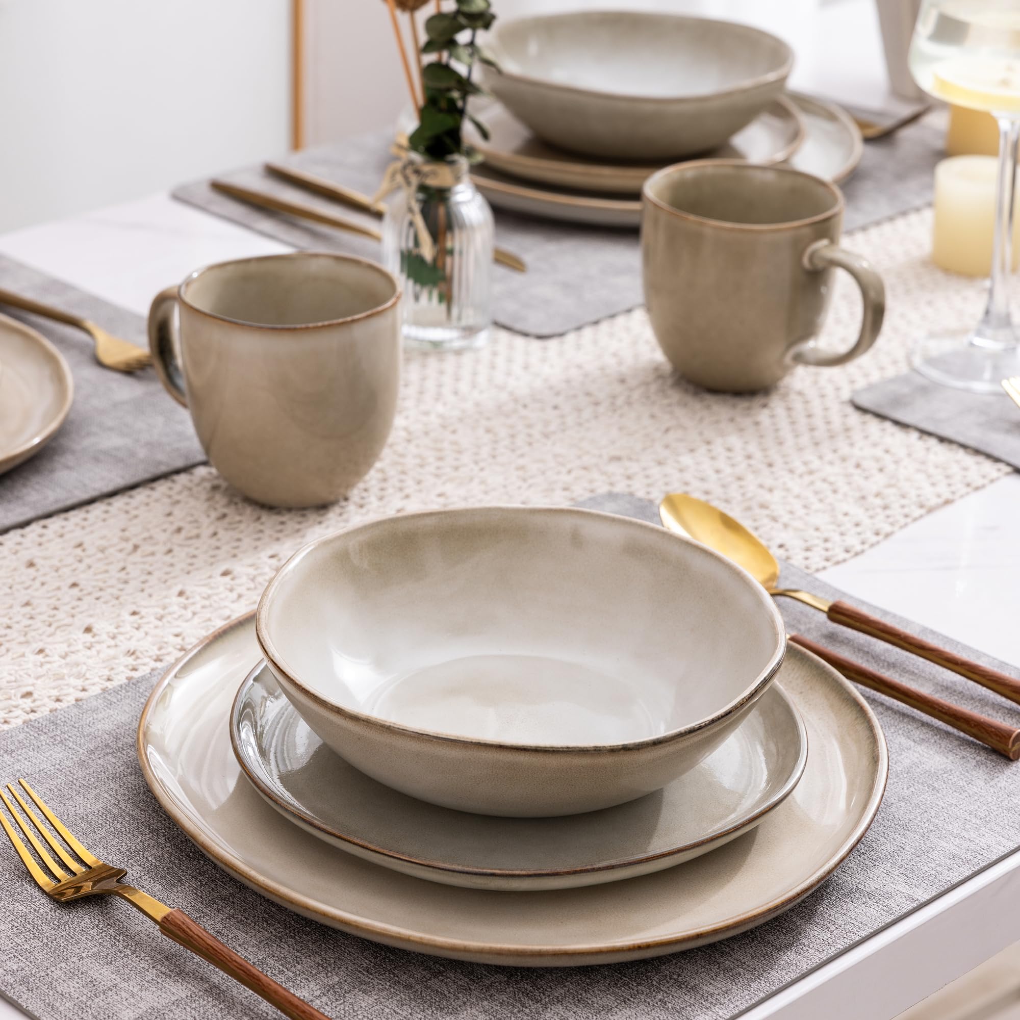 AmorArc Ceramic Dinnerware Sets for 8, 24Pcs Plates and Bowls Sets Dishes