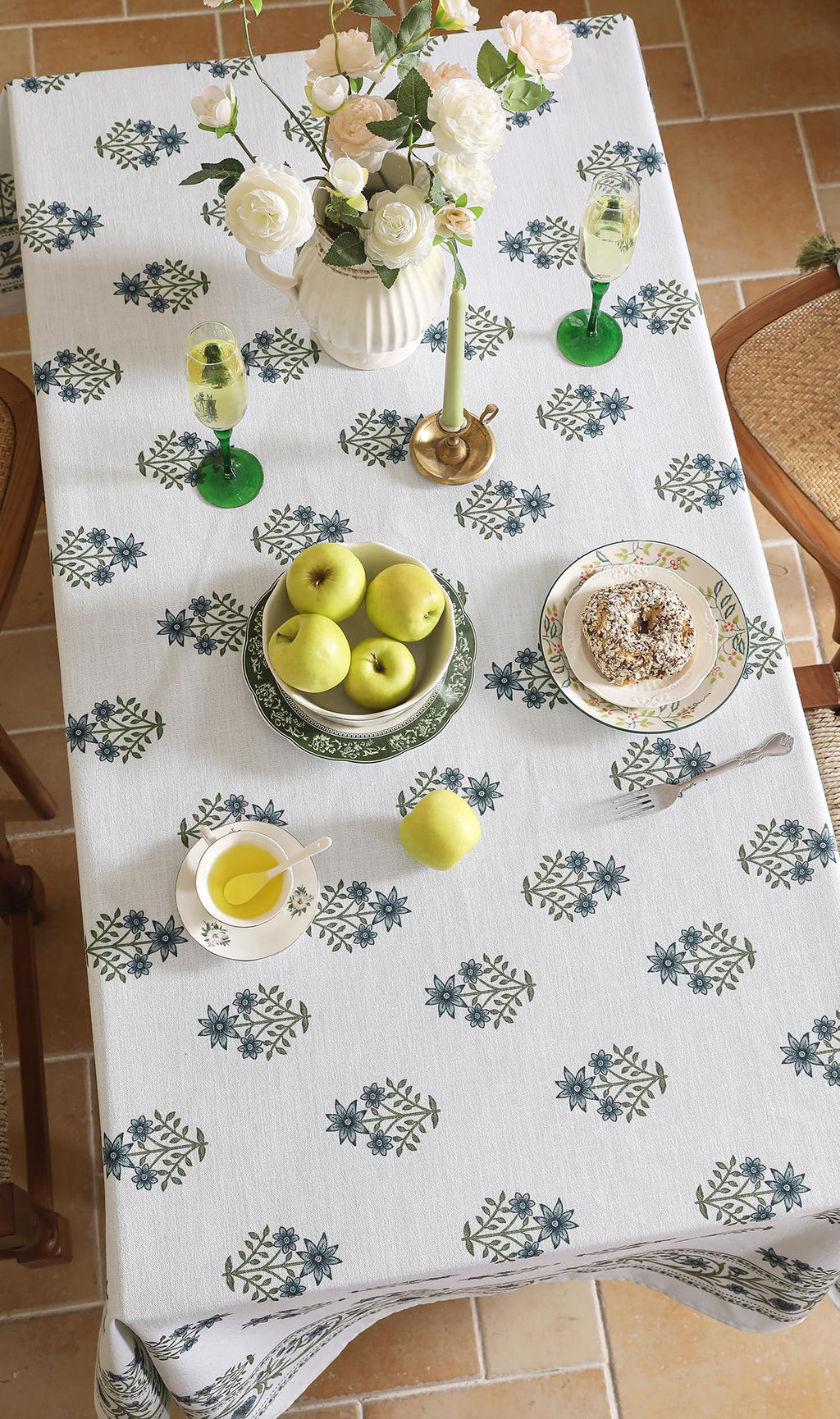ISAENNE Designer French Linen Rectangular Tablecloth,71"x55"-Mosella F