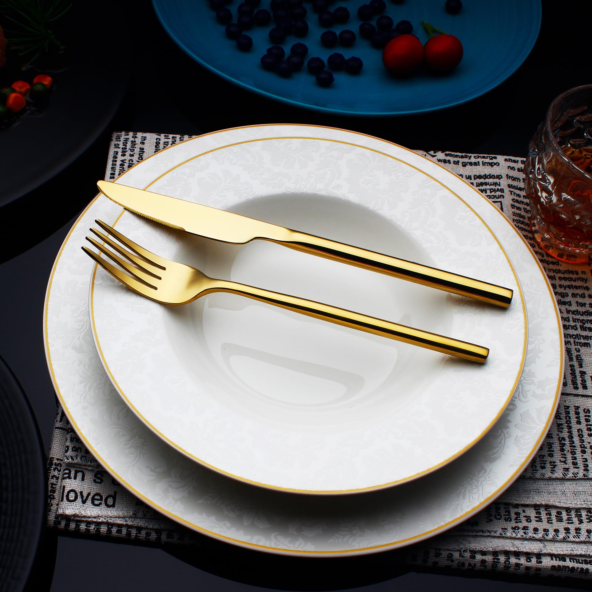 CHAAMFORGE 24 Piece Silverware Set For 6 Gold Heavy duty 18/10 Stainless Steel Flatware Set Modern Design Knife/Fork/Spoon Mirror Polished Dishwasher Safe Cutlery Set with Gifts