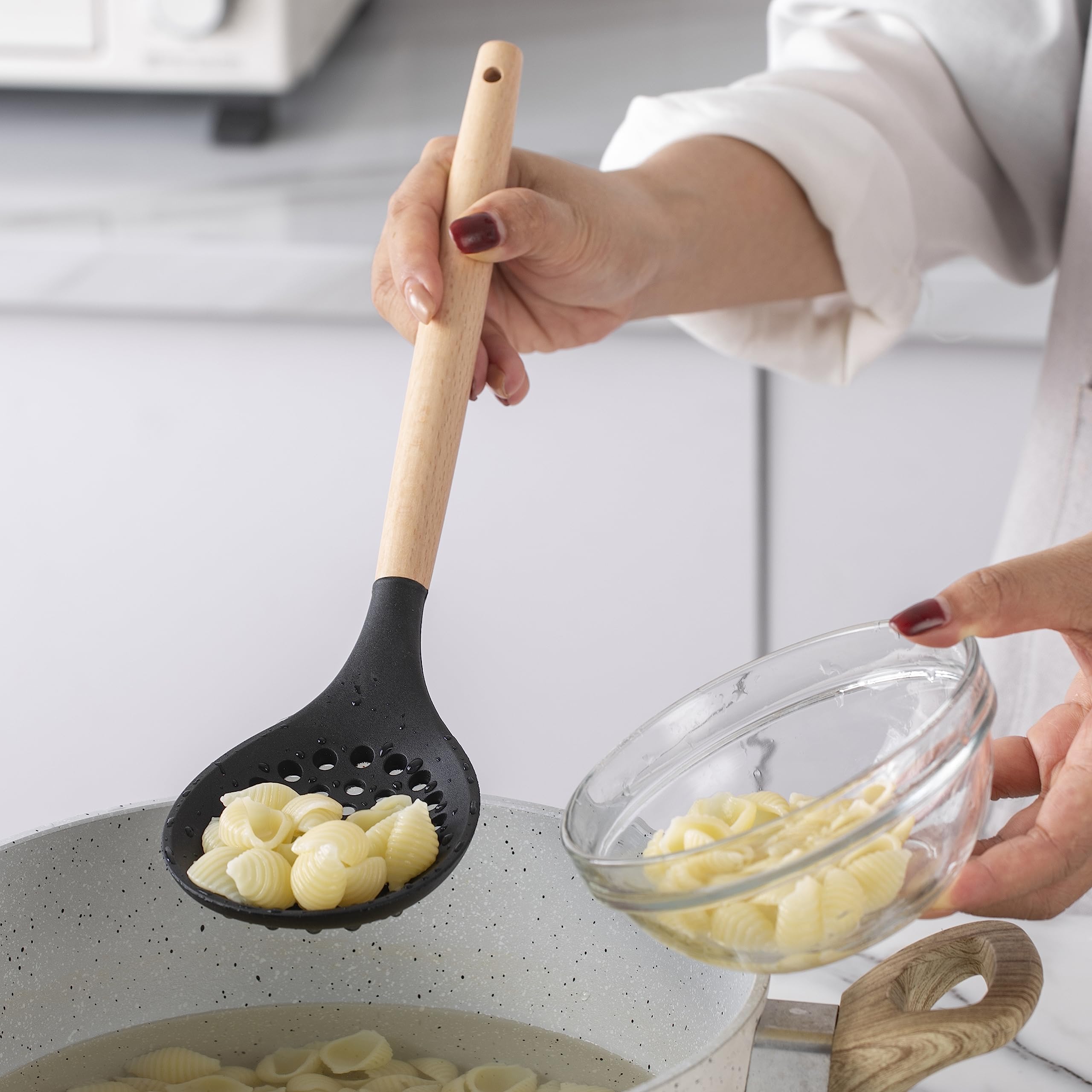 Country Kitchen Non Stick Silicone Utensil Set with Rounded Wood Handles for Cooking and Baking, 14 Piece Set, Black