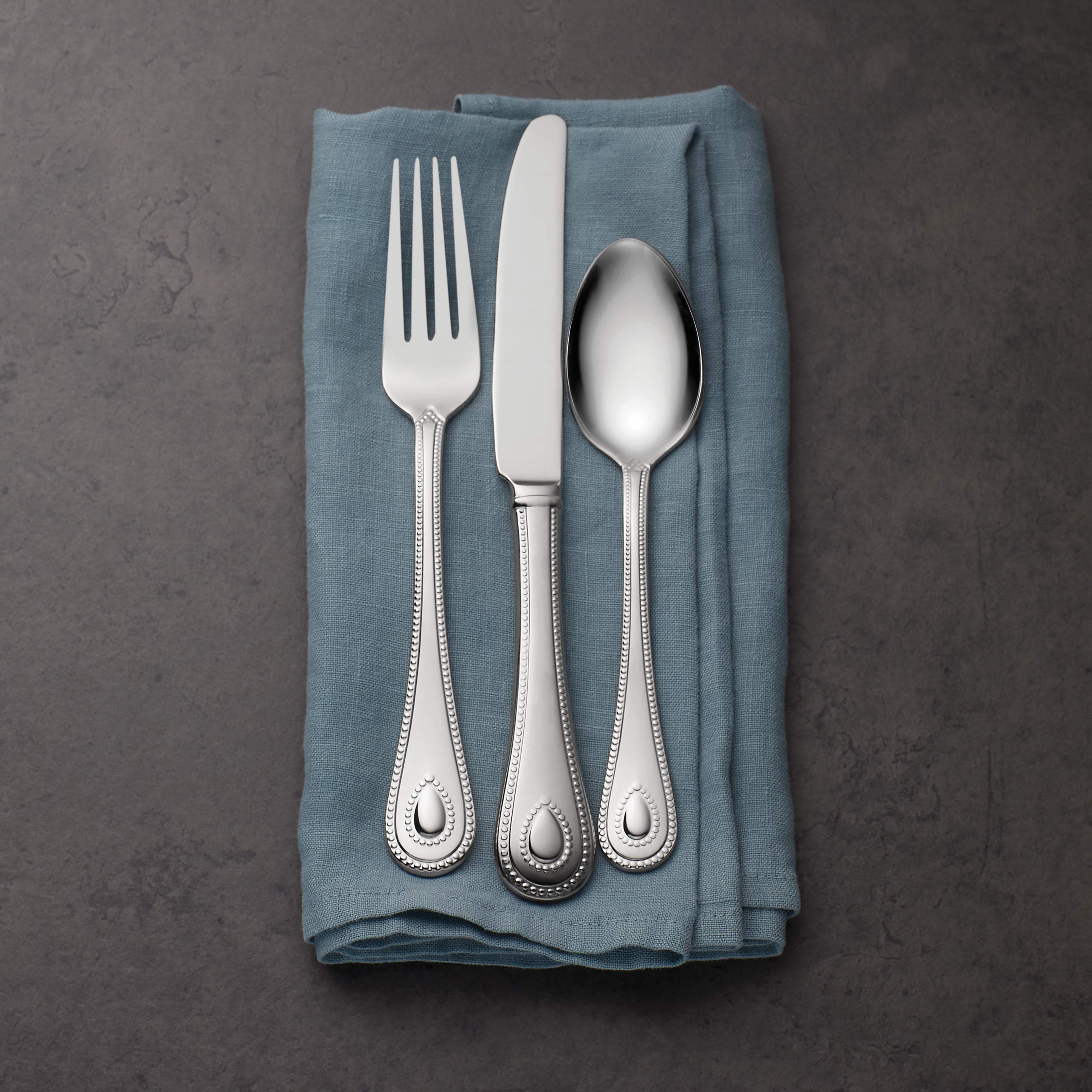 Lenox Silverware Set For 12, French Perle 65-Piece Flatware Set with Serving Utensils, Service For 12, Elegant 18/10 Stainless Steel Utensils with Beading, Knives Spoons & Forks (Silver, 65 Piece)