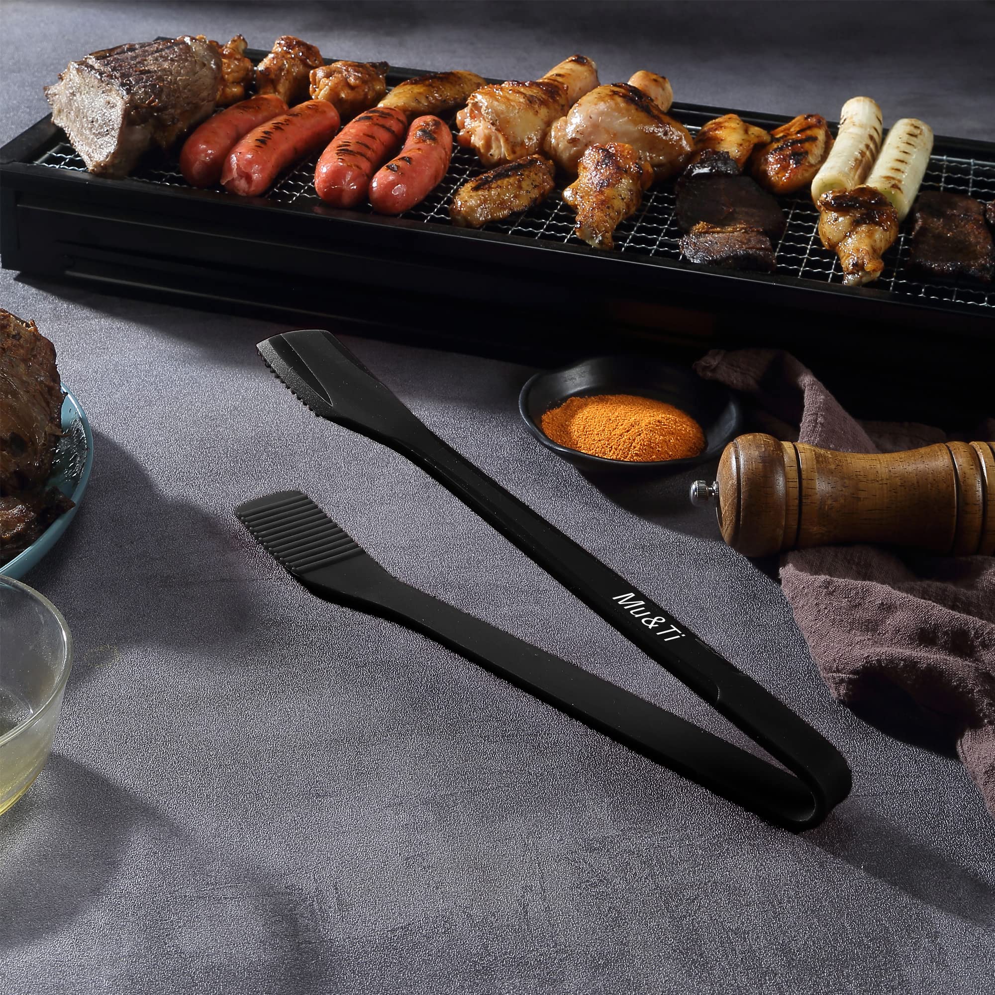 Mu&Ti Silicone Kitchen Tongs 11 Inch Spatula Silicone Toast Tongs Salad Tongs for Cooking Salad BBQ Serving Toast Grilling Locking Frying Baking Steak(Black)