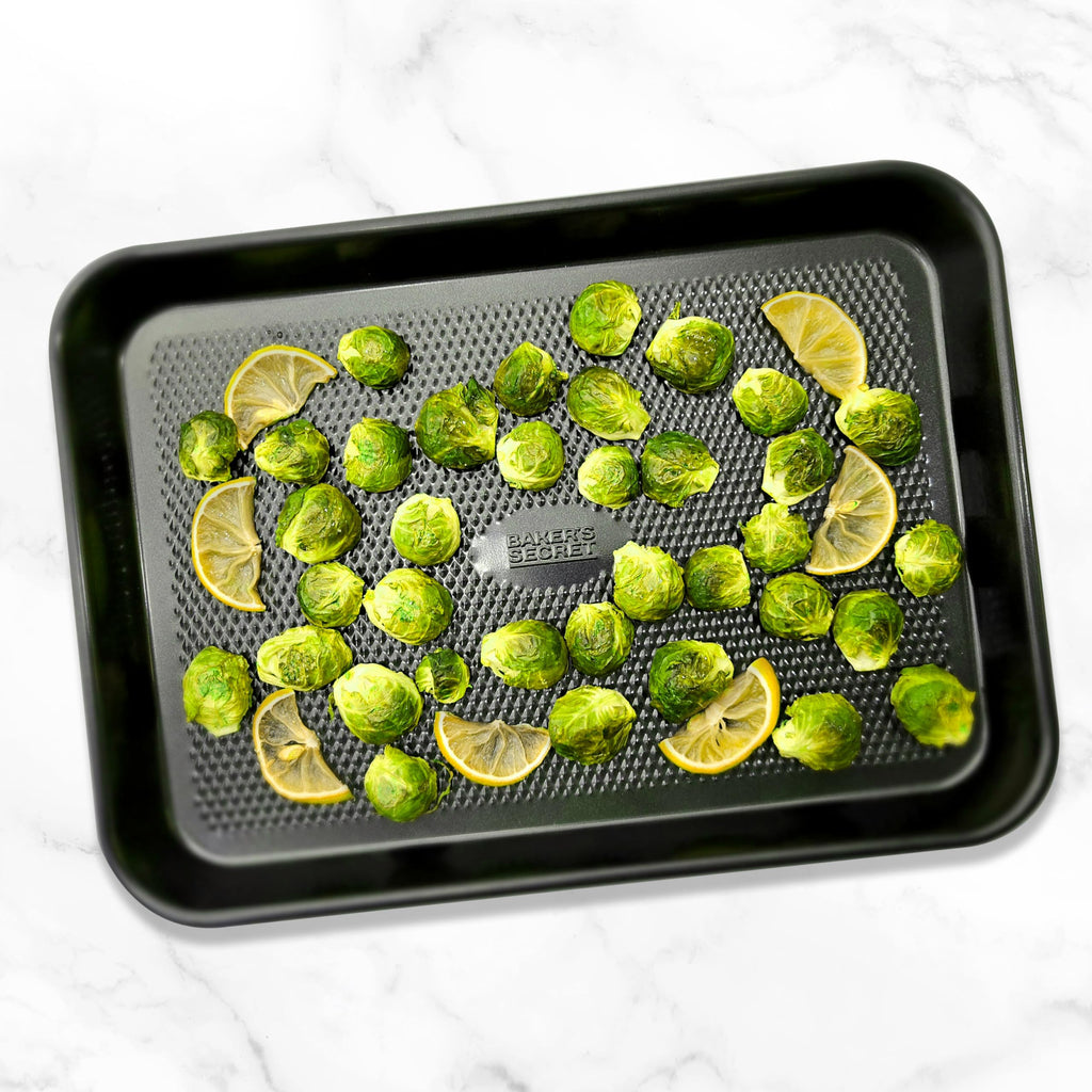Baker's Secret Baking Sheet Pan Set, 3x Cookie Sheets for Oven, Diamond Texture Premium Air Flow Circulation, Set of 3 Baking Trays, Extra Thick 0.6mm with Diamond Base PFOA, PFOS, PTFE and PFAS free